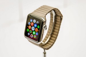Золотые Apple Watch